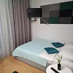 Zlatarooms 401